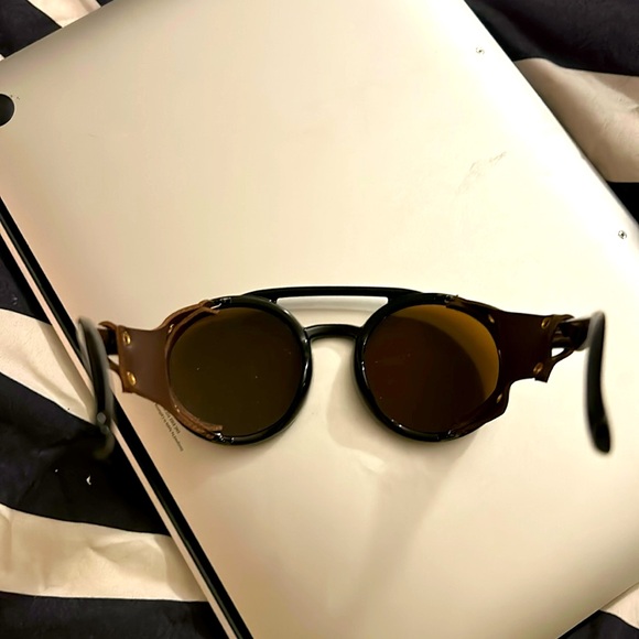 Retro hipster dark orange lens sunglasses w/ leather side shields - Picture 3 of 3